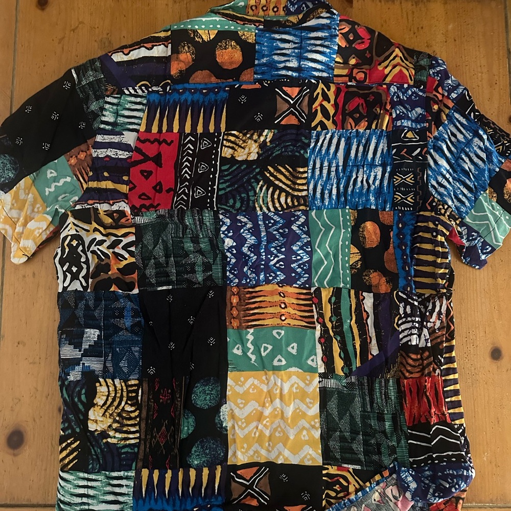 Urban Outfitters Red and Blue Casual Button Down Shirt - Picture 3 of 3